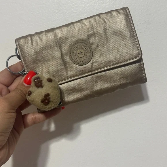 Pixi Kipling Metallic Wallet with Keychain - Picture 1 of 15
